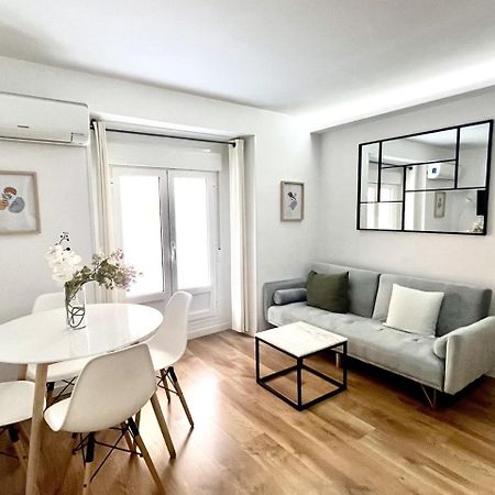 Dplace To Be - Exclusive Apartments In Historic Center Madri Quarto foto