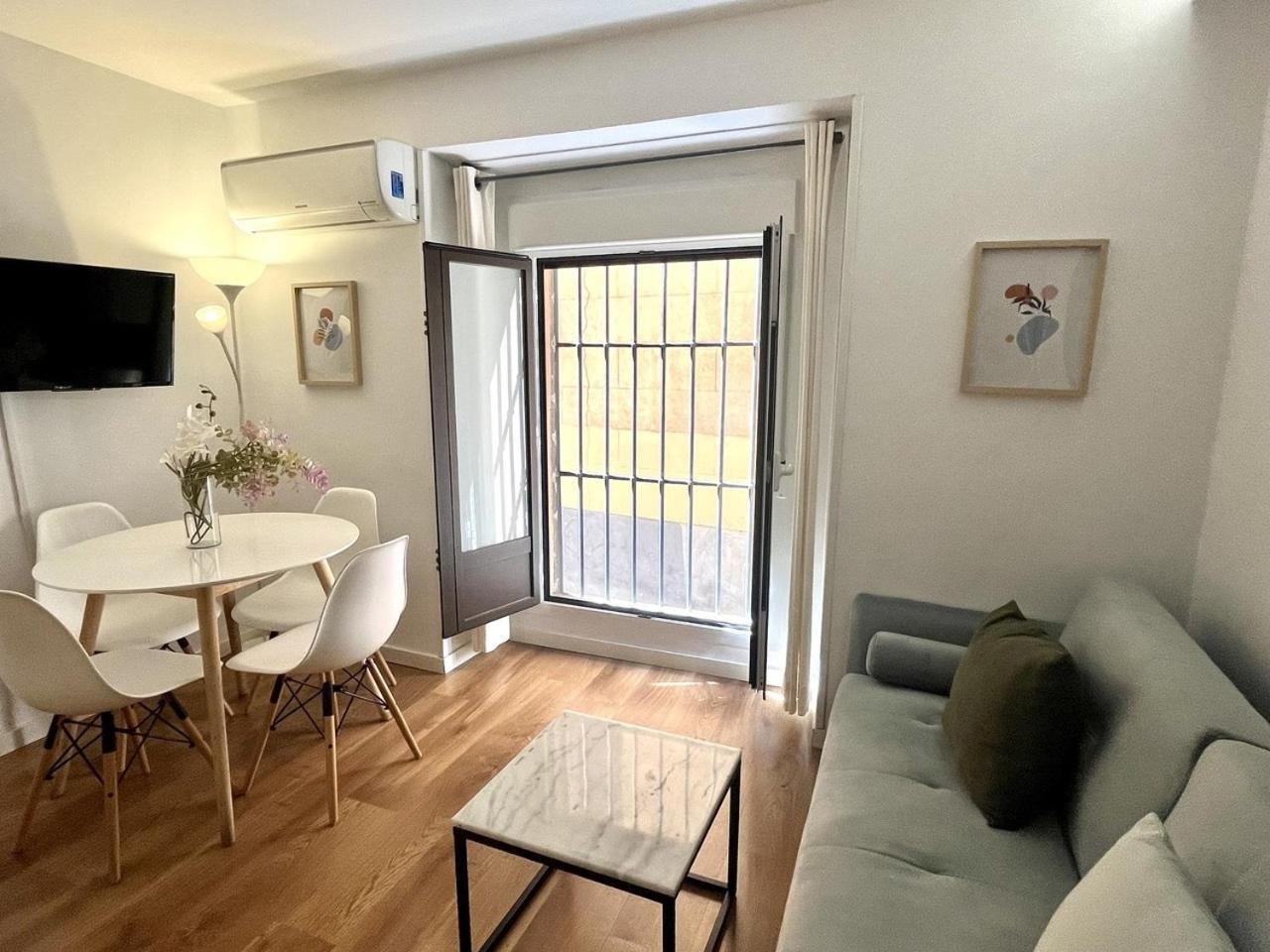 Dplace To Be - Exclusive Apartments In Historic Center Madri Quarto foto