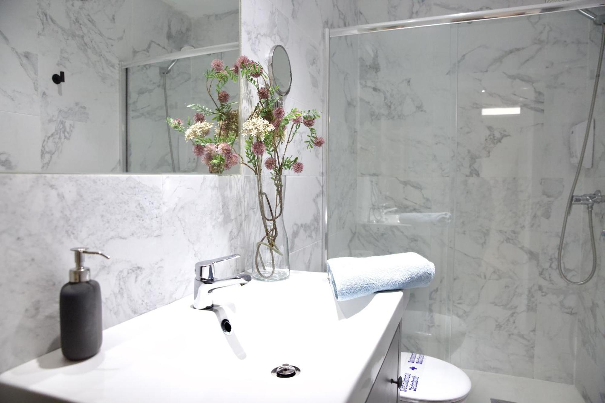 Dplace To Be - Exclusive Apartments In Historic Center Madri Quarto foto