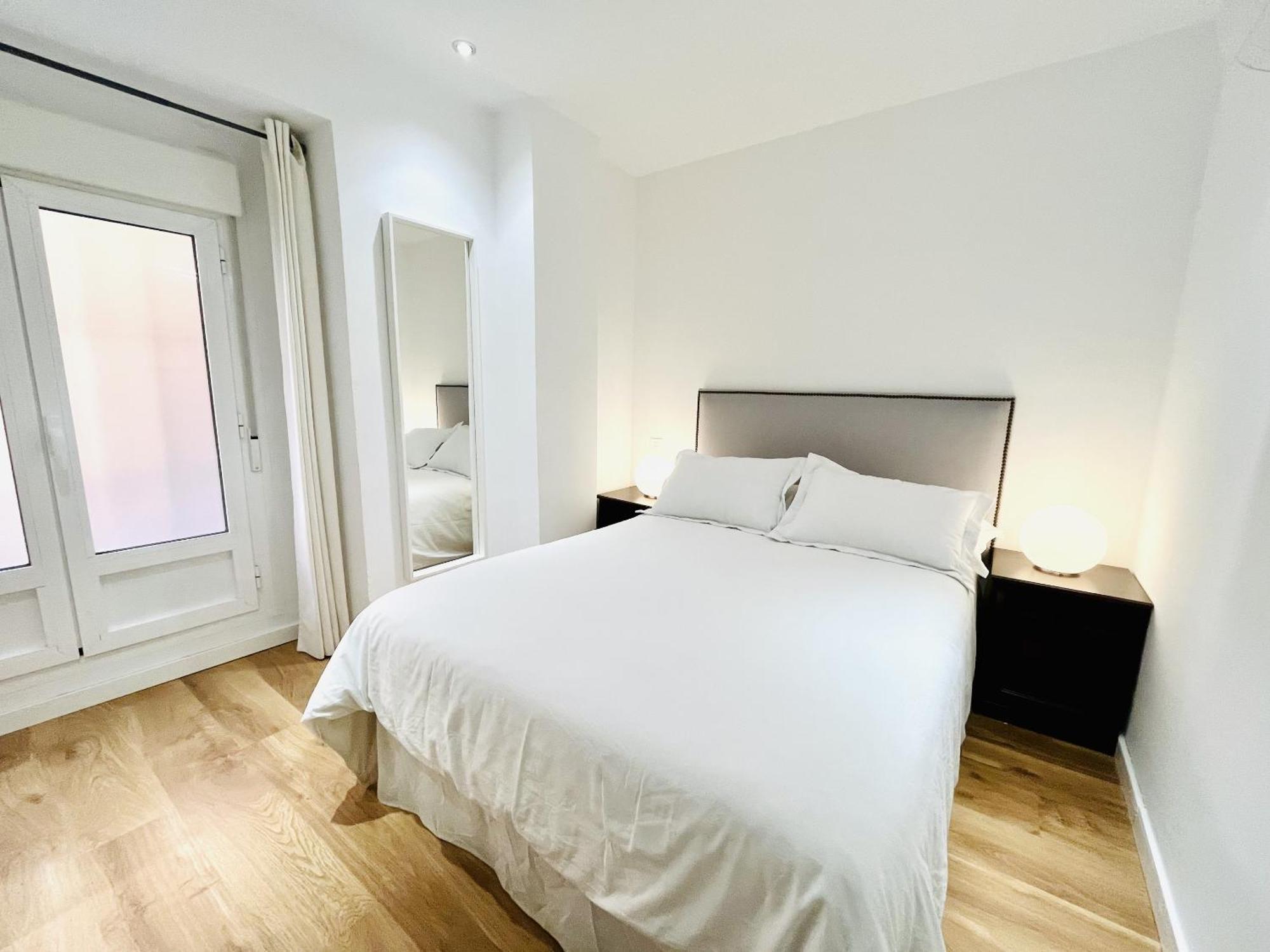 Dplace To Be - Exclusive Apartments In Historic Center Madri Quarto foto