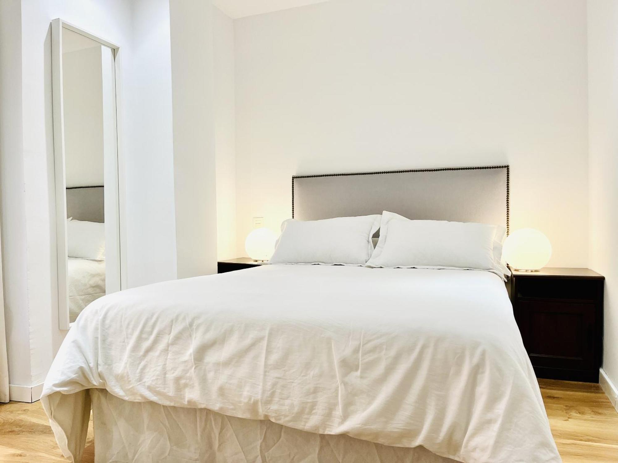 Dplace To Be - Exclusive Apartments In Historic Center Madri Quarto foto