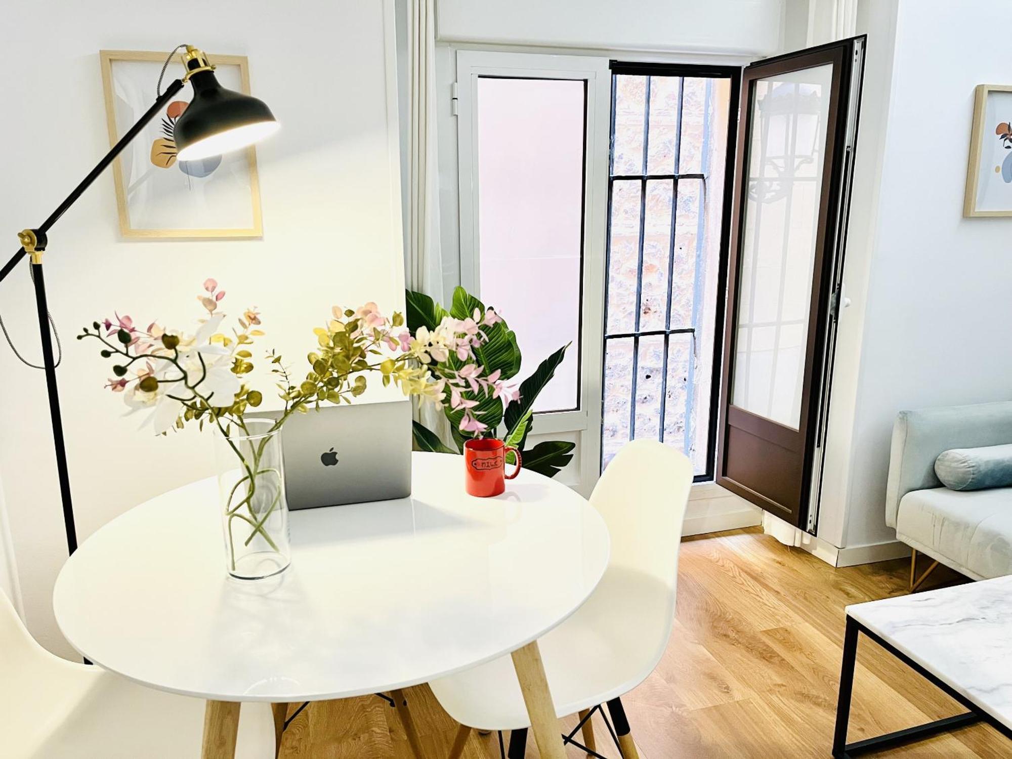 Dplace To Be - Exclusive Apartments In Historic Center Madri Quarto foto