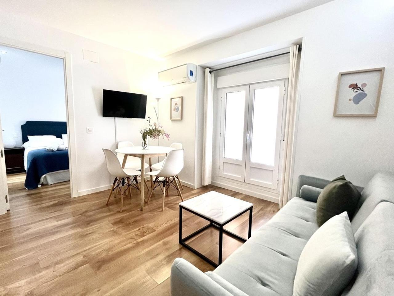 Dplace To Be - Exclusive Apartments In Historic Center Madri Quarto foto